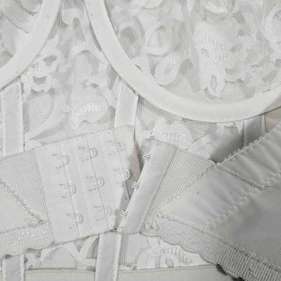 Vintage Gold Label Victorias Secret White Lace Bustier Bra Corset Sz 36B Bridal - Picture 12 of 15
